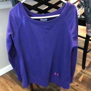 Under Armour sweat shirt